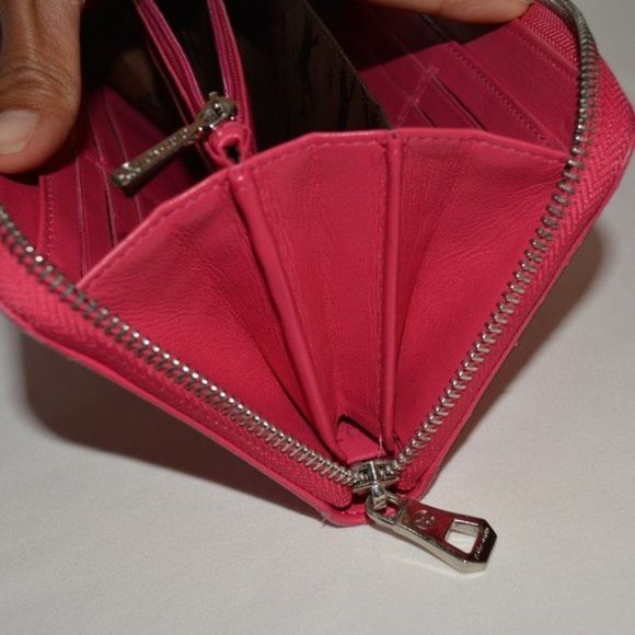Longchamp Pink Leather Zip Around Wallet – Classic Organizer - Picture 13 of 16
